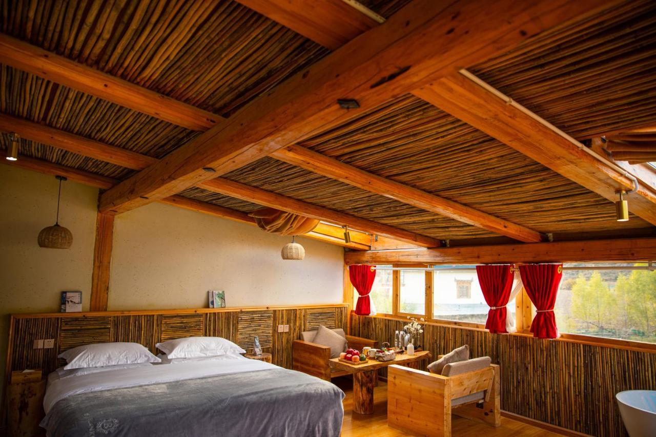 Aurora Hotel Sangzsila Kültér fotó